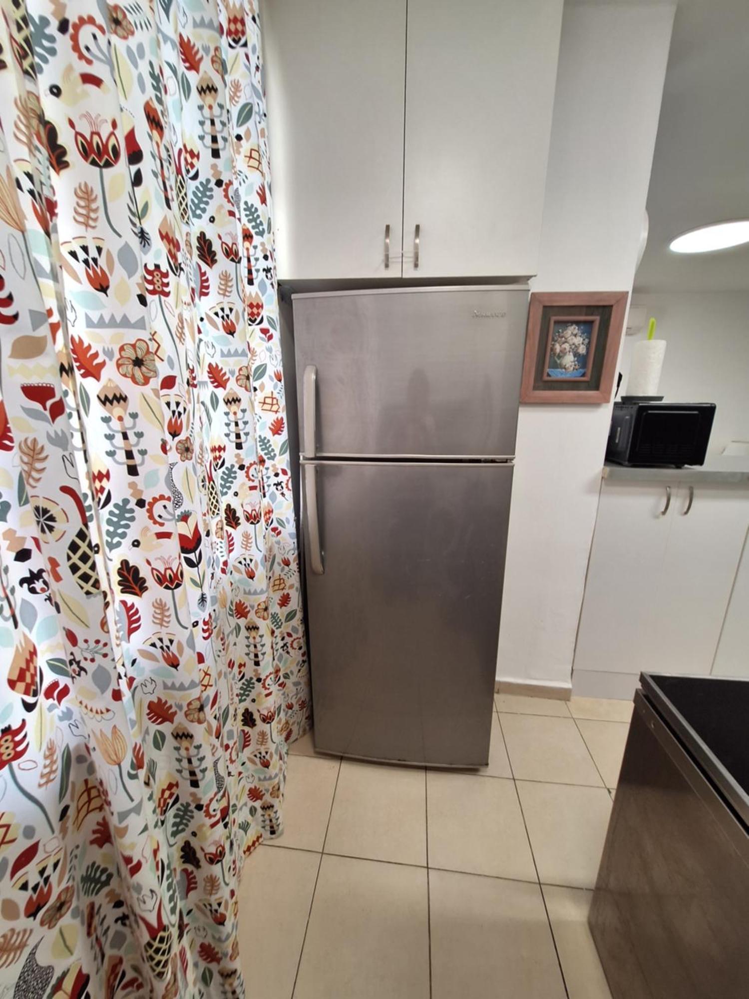Amazing Apartment For 3 Guests Steps From The Beach Нетания Екстериор снимка